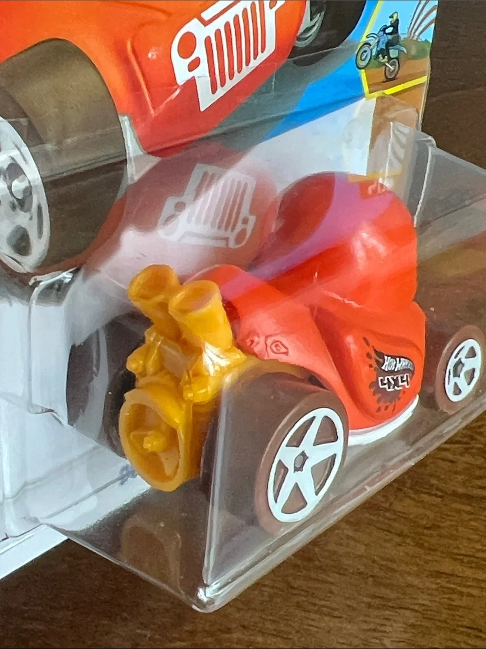 HW Dirt Duck N’ Rollff Hot Wheels- Orange & Yellow